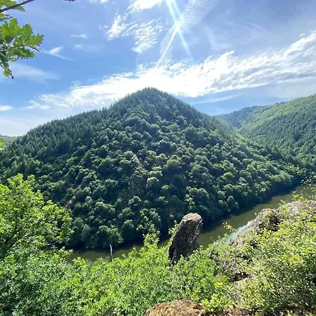 بيت للعطل Le Des Aubeles