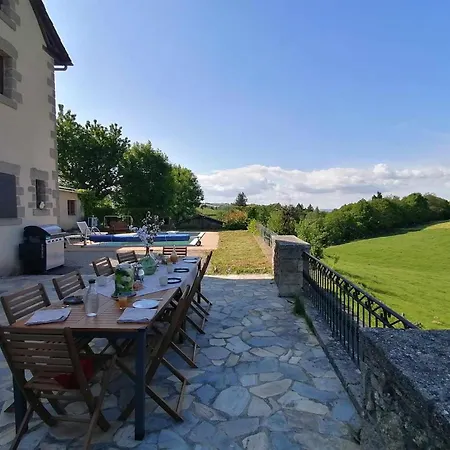 بيت للعطل Le Des Aubeles