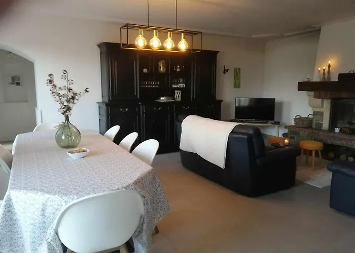 Hébergement de vacances Le Des Aubèles Saint-Félix-de-Lunel