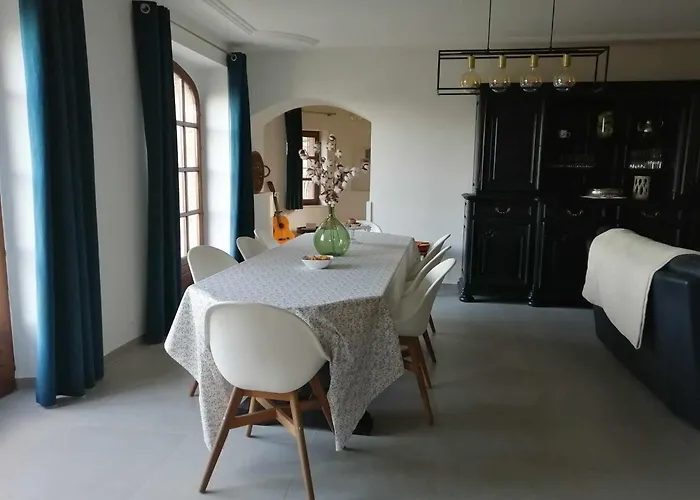 Le Des Aubèles Hébergement de vacances Saint-Félix-de-Lunel